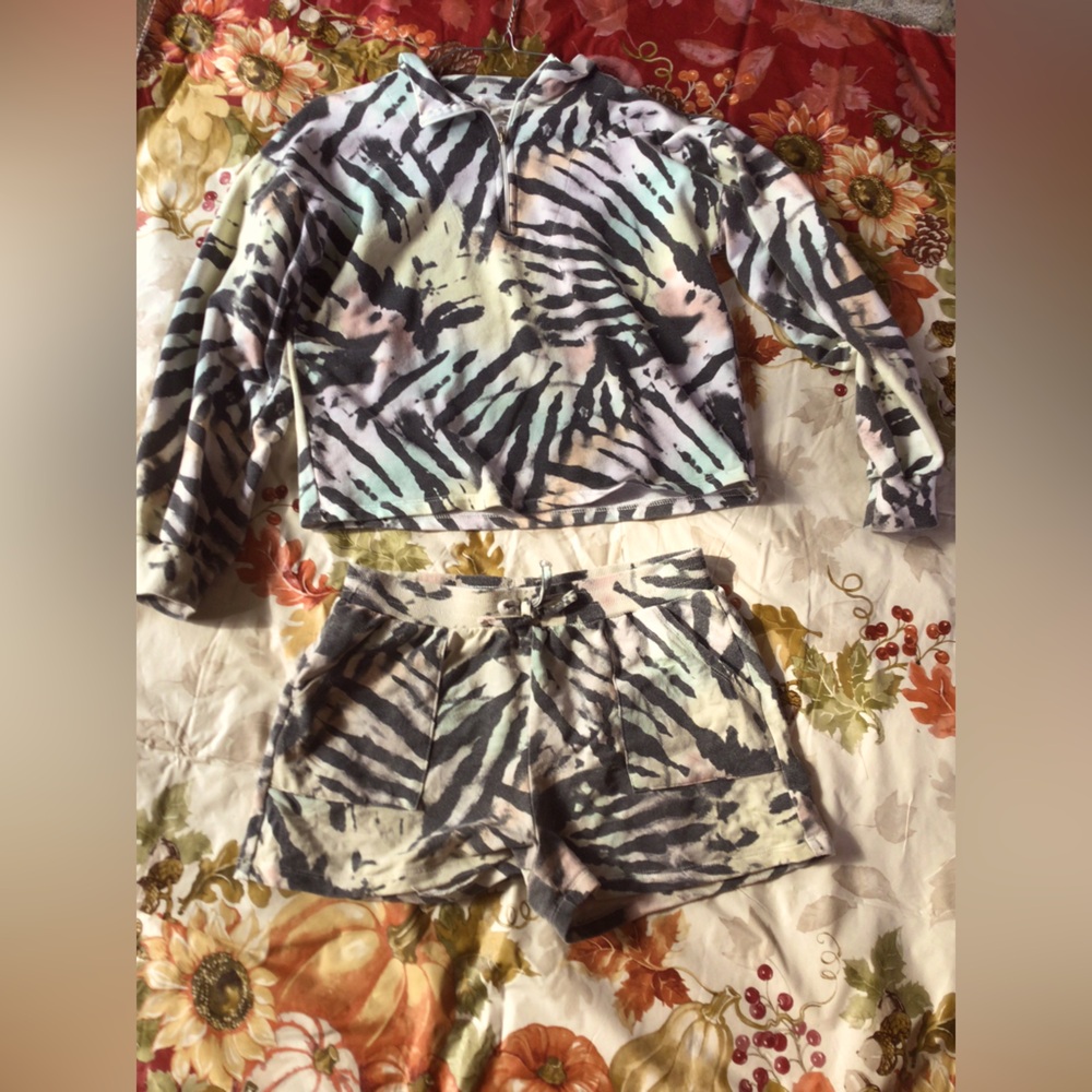 GIRLS JESSICA SIMPSON TYE DYE ZEBRA SHIRT SWEATSHIRT SET XL